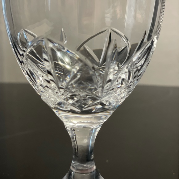 Edinburgh Scotland wine Glass - Picture 2 of 5